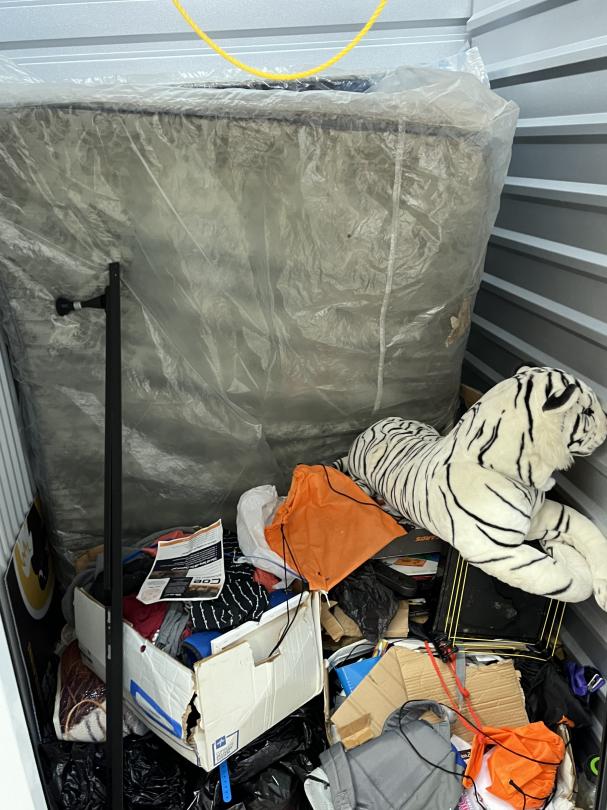 Storage Unit Auction in Springfield , IL at UHaul Moving and Storage At Clearlake ends on 21st